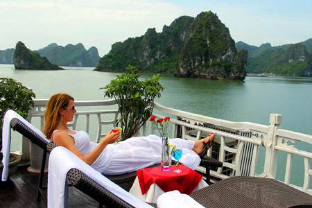 Halong Bay Drinks On Deck